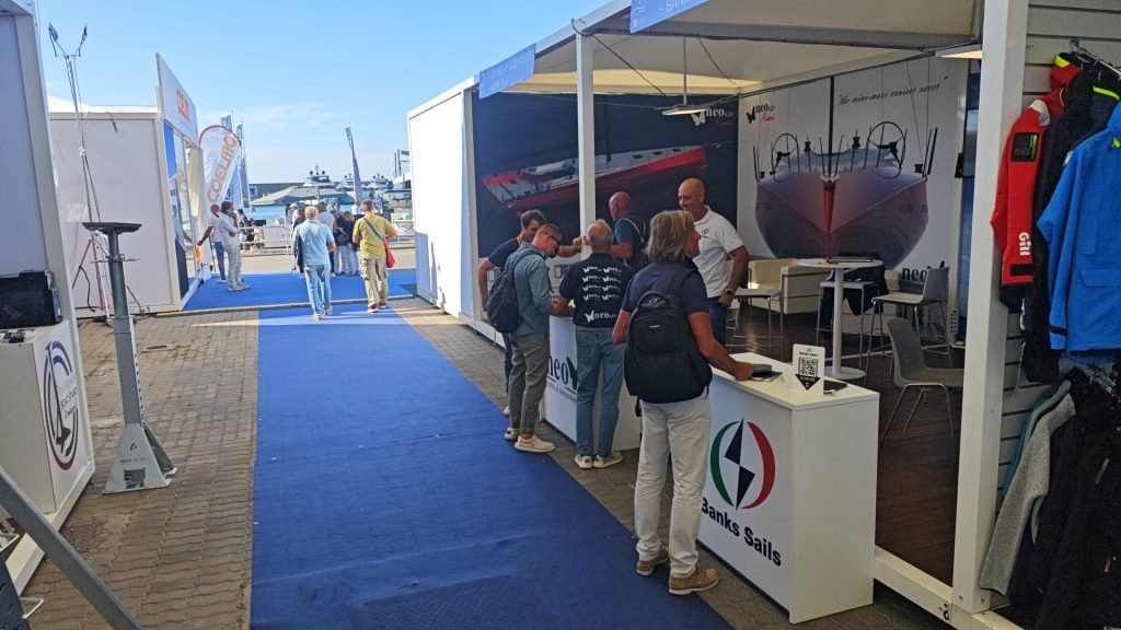 banks_genova_boat_show